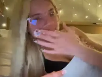 Rileyfosterxo  live sex cam