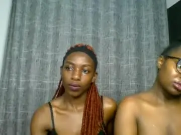Sexxy_lunah  live sex cam