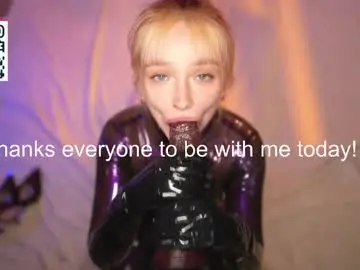 Suk_ki  live sex cam