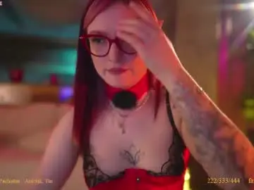 Suk_ki  live sex cam