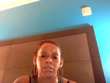 Suminskic12  live sex cam
