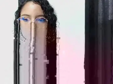 Thompson_ari  live sex cam