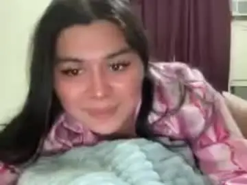 Yoursexytowngirl  live sex cam