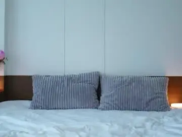 Adelia_ntmu  live sex cam
