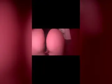 Bluetbae  live sex cam