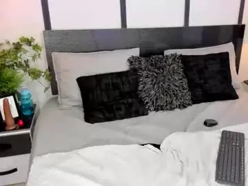 Brunny_gill  live sex cam