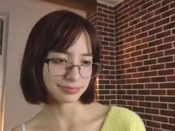 Carlytarshis  live sex cam