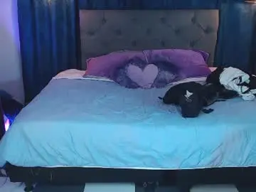 Evelynn_fox_  live sex cam