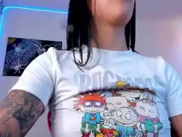 Flaca_57  live sex cam