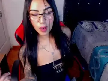 Flaca_57  live sex cam