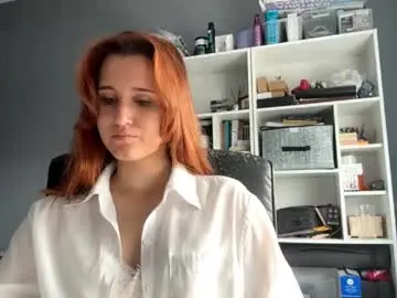 Ionahyers  live sex cam