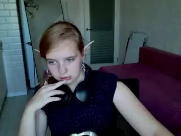 Luna404  live sex cam