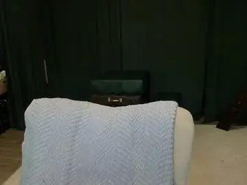 Mistressjuniper  live sex cam