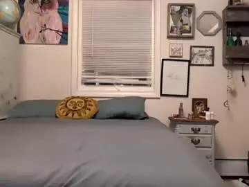 Nikki32313  live sex cam