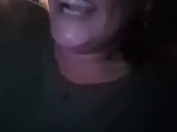 Nikki32313  live sex cam