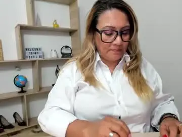 Yayita_mature  live sex cam