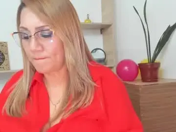 Yayita_mature  live sex cam