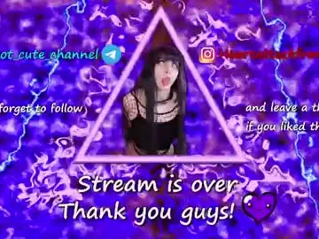 Yourcutewaifu  live sex cam