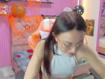 Zaraa_luux  live sex cam