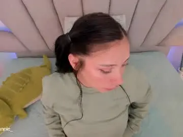 Amy_bunniie  live sex cam