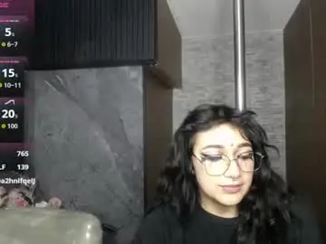 Aura_cute_  live sex cam