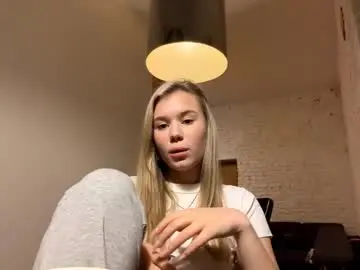 Christophertomlison  live sex cam