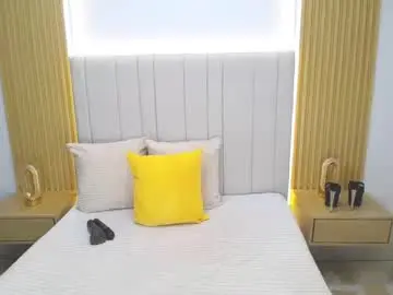 Crazybigass  live sex cam