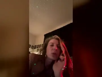 Feral_feline90  live sex cam