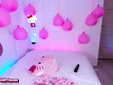 Helloiamastrid  live sex cam