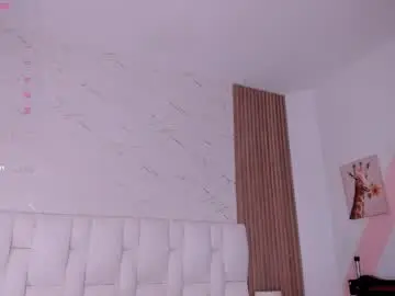 Isabella_whiite  live sex cam