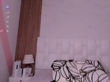 Isabella_whiite  live sex cam