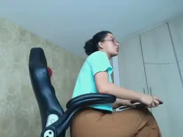 Nahomi_blaze56eup  live sex cam