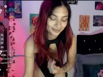 Nina_paige  live sex cam