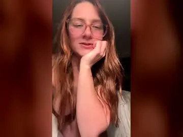 Randuhlee  live sex cam