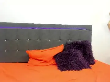 Violetteskyy  live sex cam