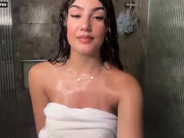 Ava_delightt  live sex cam