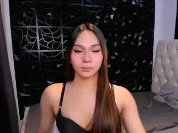 Bellatrixnoir69  live sex cam