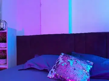 Cloe_cuttee  live sex cam