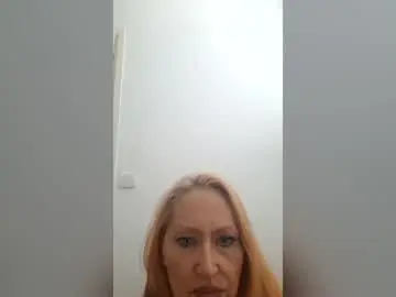 Dominatrixredsonyja666  live sex cam