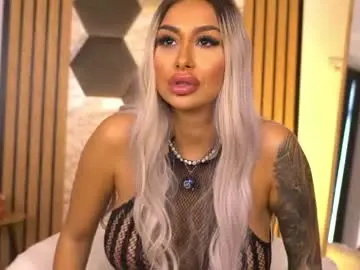 Goldenamberx  live sex cam