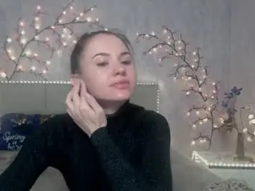 Kiaracriegs  live sex cam