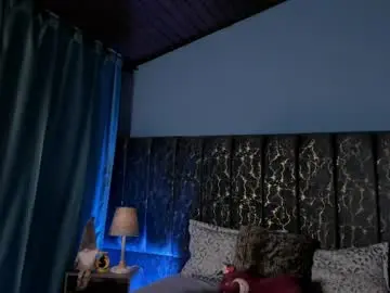 Lea_velle  live sex cam