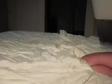 Lyssie25  live sex cam
