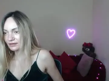 Mikkey_mouse8  live sex cam