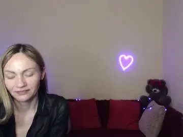 Mikkey_mouse8  live sex cam