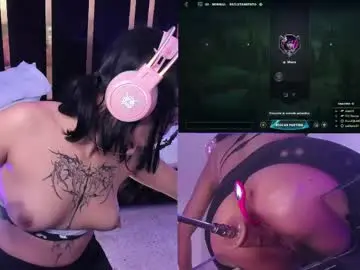 Nyveth  live sex cam