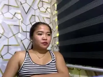 Pretty_pharsa  live sex cam