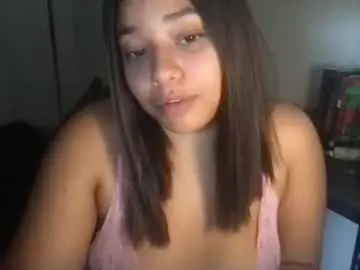 Prettyinparis333  live sex cam