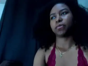 Tayra_castle  live sex cam