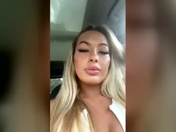Theblondebunni  live sex cam